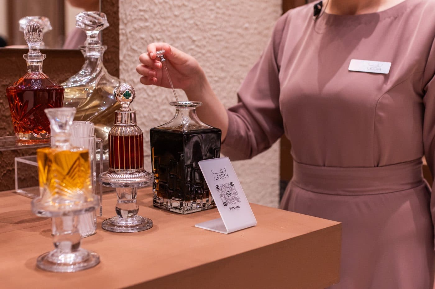 Choose the scent of the night